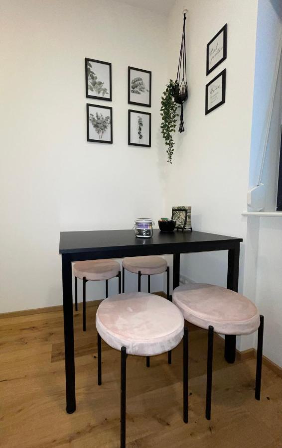 Bergglueck - Gemuetliches Appartement Am Traunsee Altmuenster Bagian luar foto